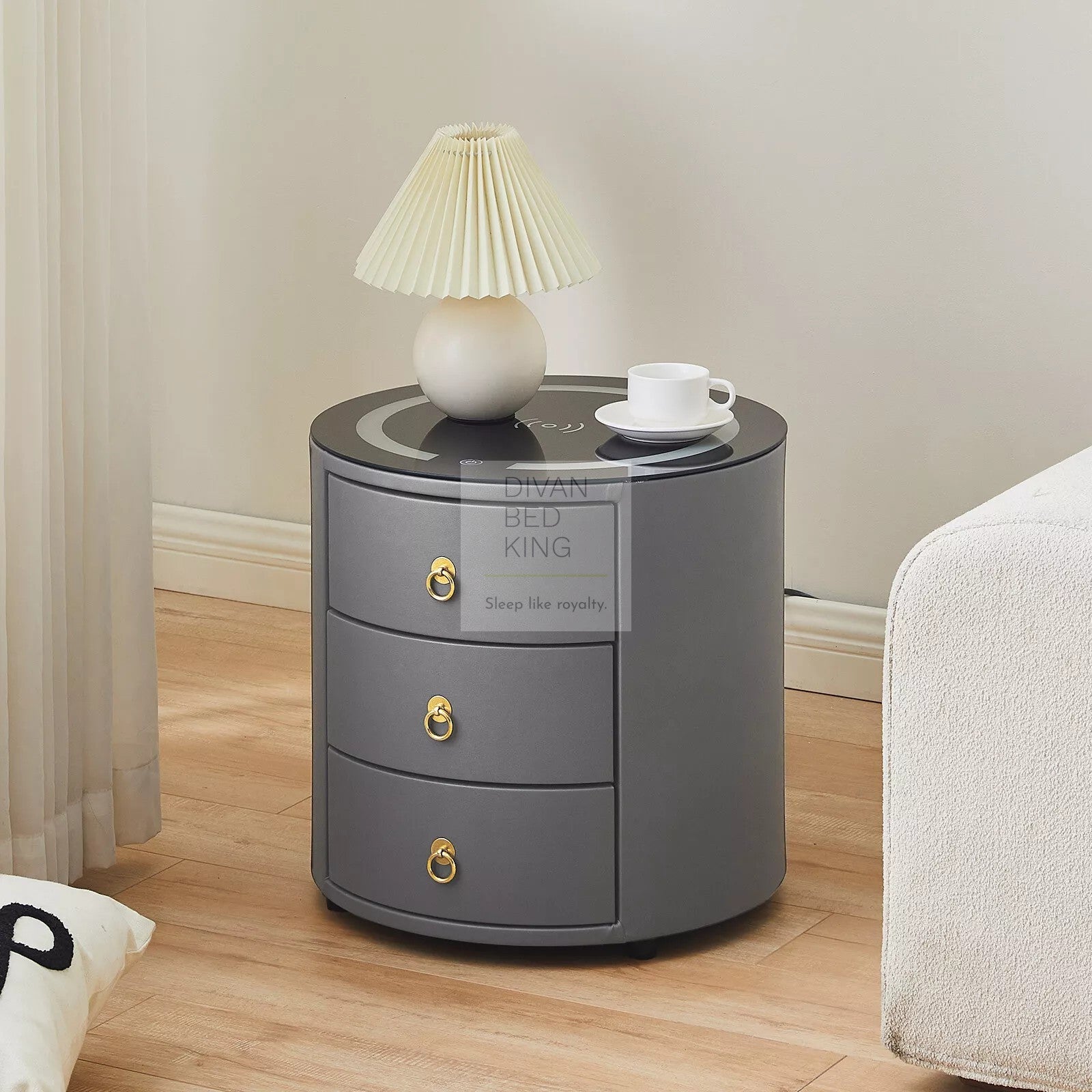 Bedside Tables & Cabinets